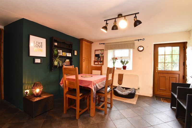 Kitchen/Diner- click for photo gallery